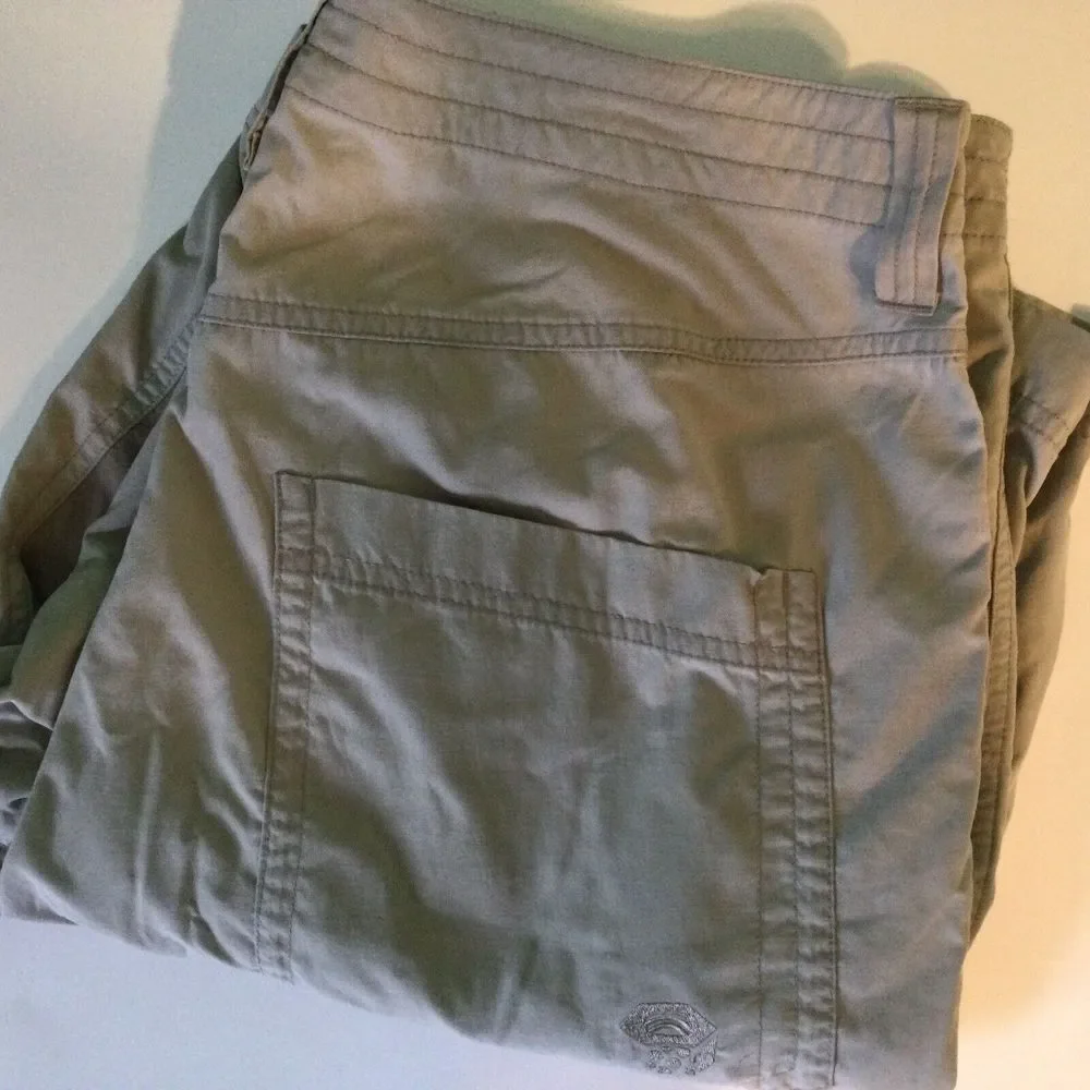 Mountain Hardwear Shorts Cargo Hiking Shorts Utility Size 36‎ Brown Beige